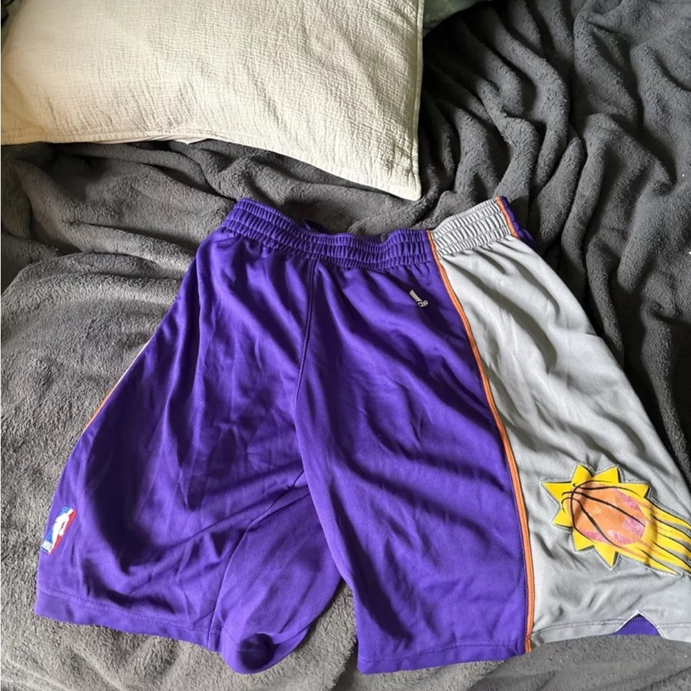 PHOENIX SUNS VINTAGE PURPLE THROWBACK RARE MENS SHORTS SIZE L SHIPS FAST